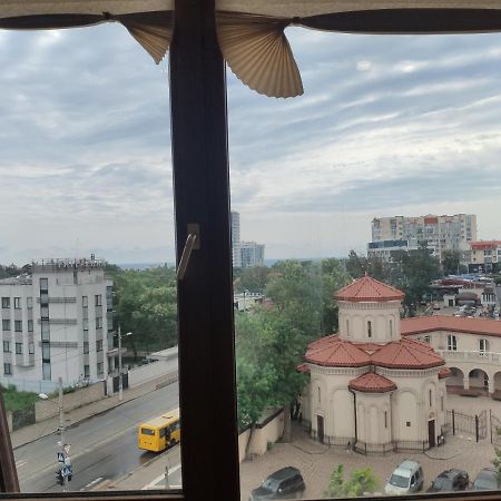 Апартаменты Квартира на 10-й фонтана Одесса Экстерьер фото